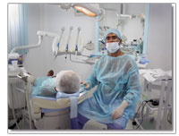 Dr. FITOURI le responsable gnral de la clinique Implant Dentaire Tunisie